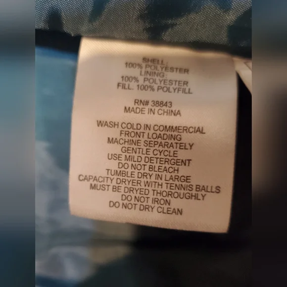 21. NWT Tahari Quilted Jacket - Picture 9 of 13